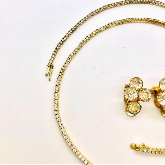 Vintage Rhinestone Necklace & Earrings - Picture 12 of 13